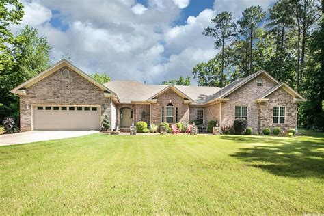 See photos and price history of this 4 bed, 3 bath, 2,470 Sq. . Realtor com cabot ar